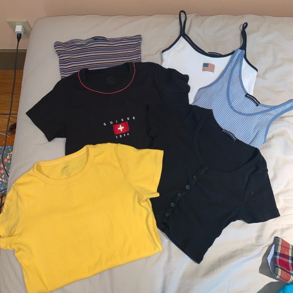 Brandy Melville Bundle, crop tops